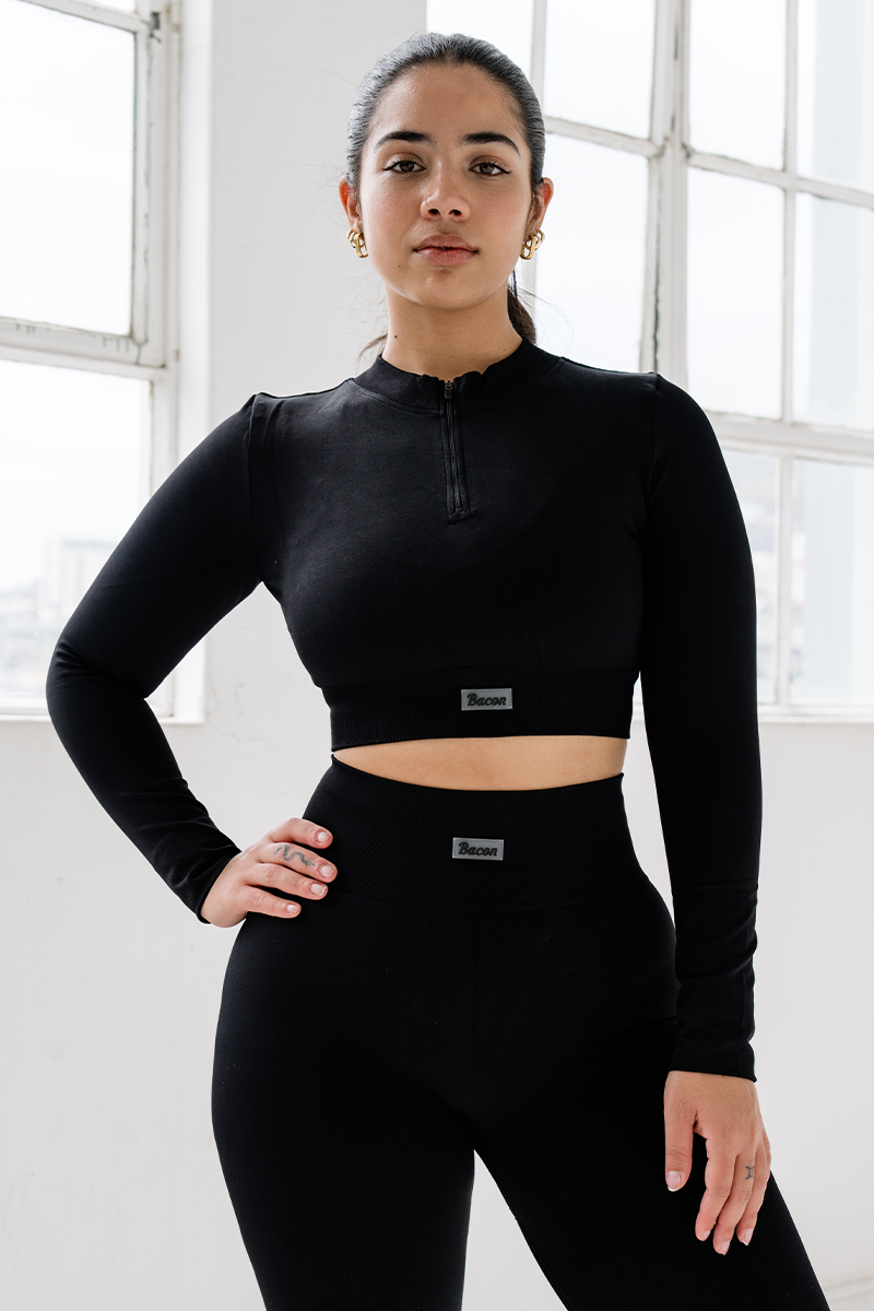Bacon Active Long Sleeve Seamless Cropped Long Sleeve // Black