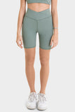 Bacon Active Shorts V-Waist Biker Short // Green